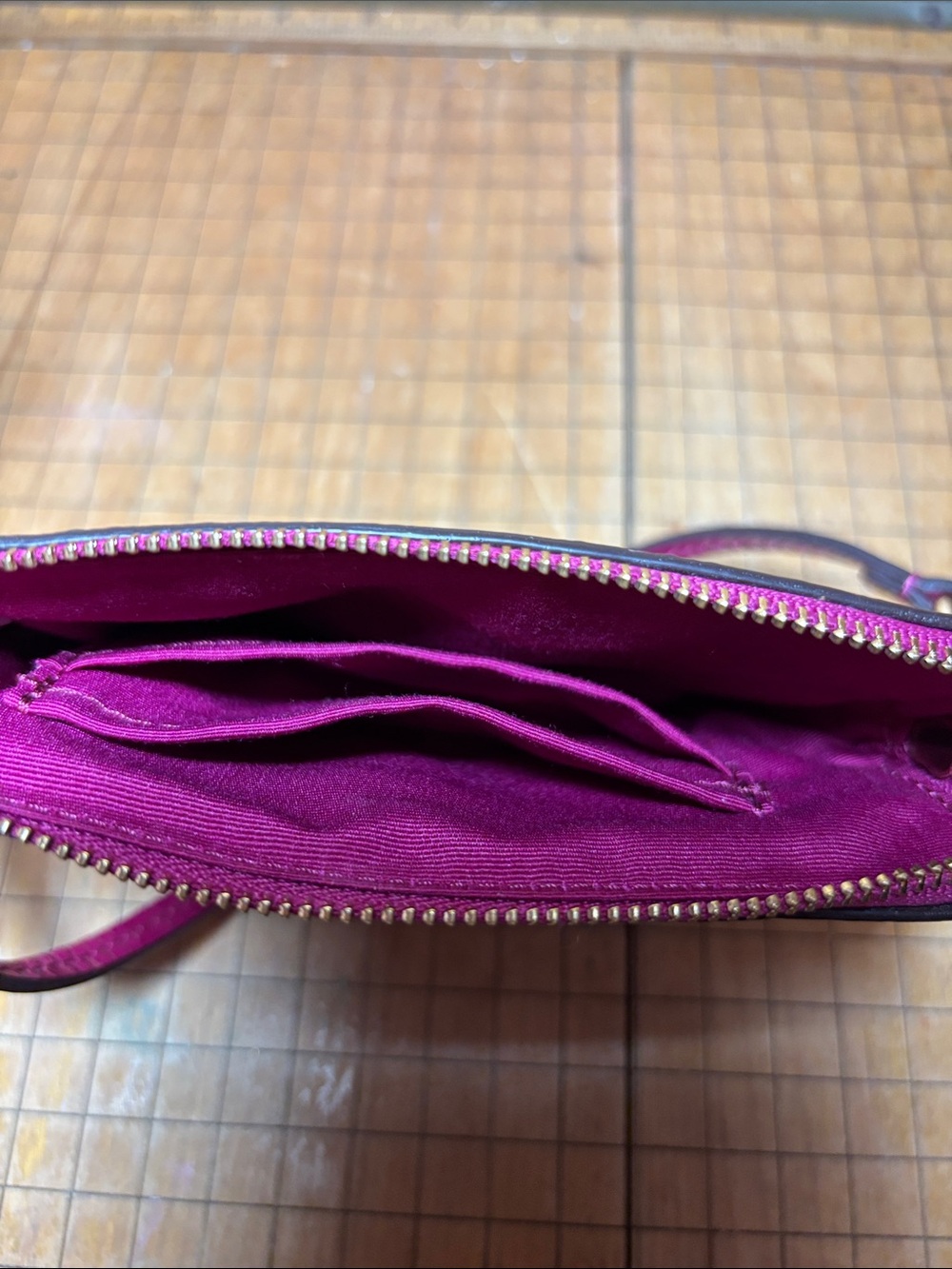 Coach Patent Debossed Signature C Wristlet Corner Zip w Gold Tone Hot Pink - Picture 16 of 17